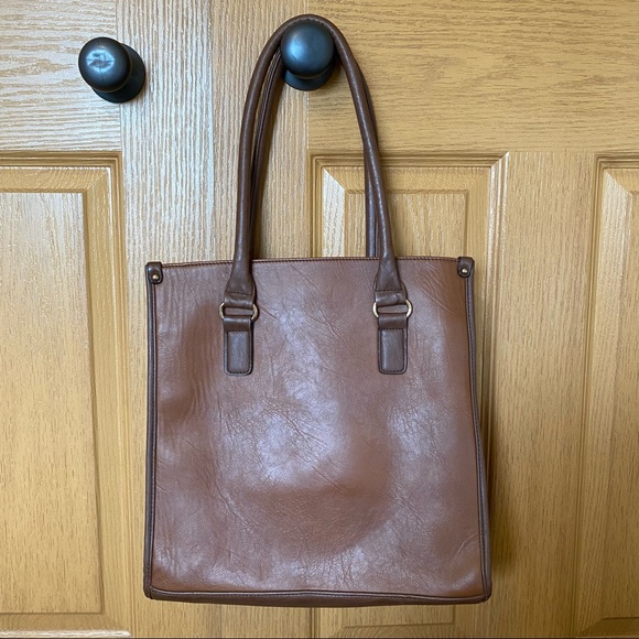 Call it Spring Brown Tote. - Picture 2 of 4